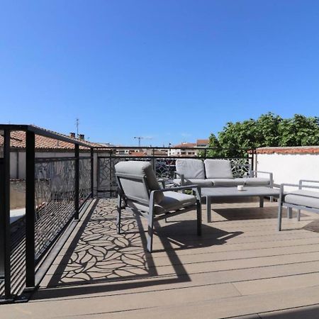 Duplex 120M2 Terrasse Vue Sur Nimes Apartment Exterior foto